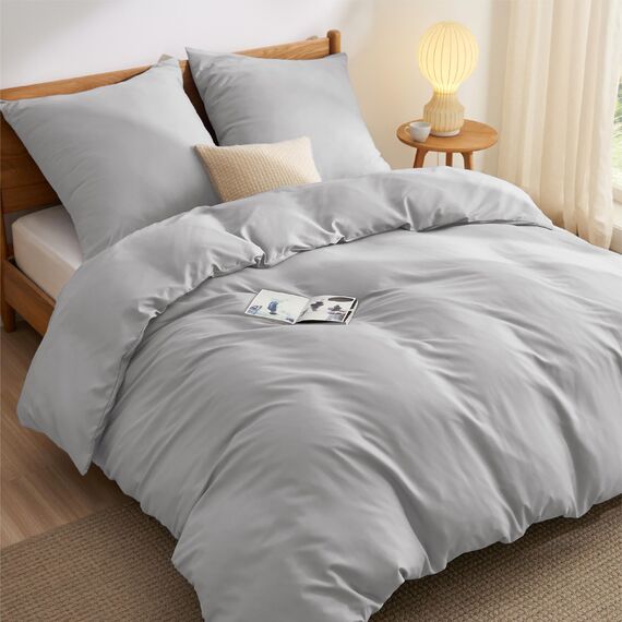 BEDSURE Bettwäsche 200x200 3teilig Silbergrau - 1 Bettbezug 200x200 cm + 2 Kissenbezüge 80X80 cm, ÖKO-TEX Bettwäsche-Sets Grau Polyester Mikrofaser mit Reißverschluss