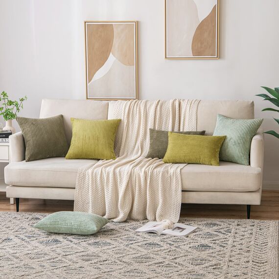 EMEMA Kissenbezug 30x50 cm Kordsamt Kissenbezüge Dekokissen Sofakissen Cord Kissenhülle Zierkissenbezug Kord Dekorative Weiche für Sofa Wohnzimmer Schlafzimmer 2er Set Olivgrün