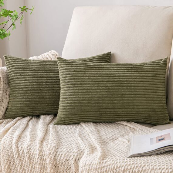 EMEMA Kissenbezug 30x50 cm Kordsamt Kissenbezüge Dekokissen Sofakissen Cord Kissenhülle Zierkissenbezug Kord Dekorative Weiche für Sofa Wohnzimmer Schlafzimmer 2er Set Olivgrün
