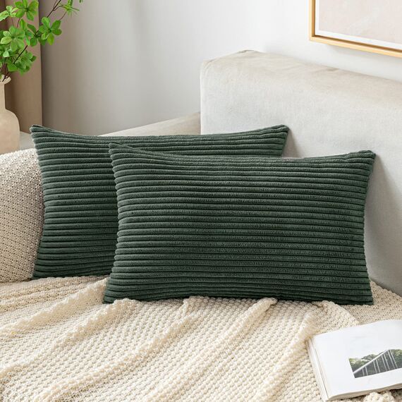 EMEMA Kissenbezug 30x50 cm Kordsamt Kissenbezüge Dekokissen Sofakissen Cord Kissenhülle Zierkissenbezug Kord Dekorative Weiche für Sofa Wohnzimmer Schlafzimmer 2er Set Dunkelgrün