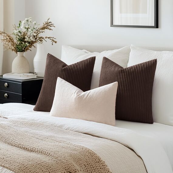 MIULEE 2er Set Kissenbezüge Cord Kissenbezug Kissenhülle Dekorative Zierkissen Sofakissen Couchkissen Dekokissen Zierkissenbezug Deko Kissenhülle für Sofa Wohnzimmer 50x50 cm Braun