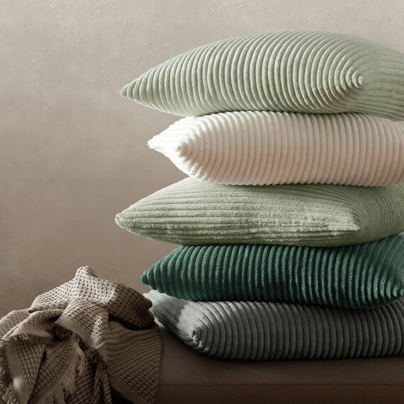 MIULEE 2er Set Weihnachten Kissenbezüge Kord Kissenhülle Dekorative Kissenbezug Sofakissen Couchkissen Dekokissen Zierkissenbezug Deko Kissenhülle mit Verstecktem Reißverschluss 45x45 cm Beige