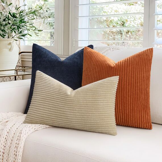 MIULEE 2er Set Kissenbezüge Kord Kissenhülle Dekorative Kissenbezug Sofakissen Couchkissen Dekokissen Zierkissenbezug Deko Kissenhülle mit Verstecktem Reißverschluss 45x45cm 18x18in Cremegelb