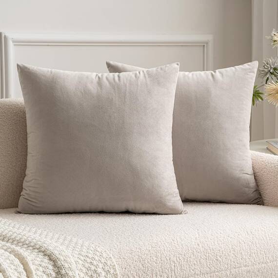 MIULEE 2er Set Kissenbezug Kissenhülle Dekorative Dekokissen Sofakissen Quadrat Wurfkissenbezug mit Verstecktem Reißverschluss Sofa Schlafzimmer 26x26 Zoll 65x65 cm Heart Wood