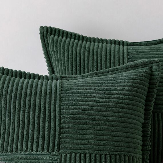 MIULEE 2er Set Kordsamt Kissenbezüge Samtkissen Weich Dekokissen Dekorativ Kissenbezug Modern Kissenhülle Sofakissen Zierkissen Couchkissen für Wohnzimmer Schlafzimmer Dunkelgrün 45x45 cm
