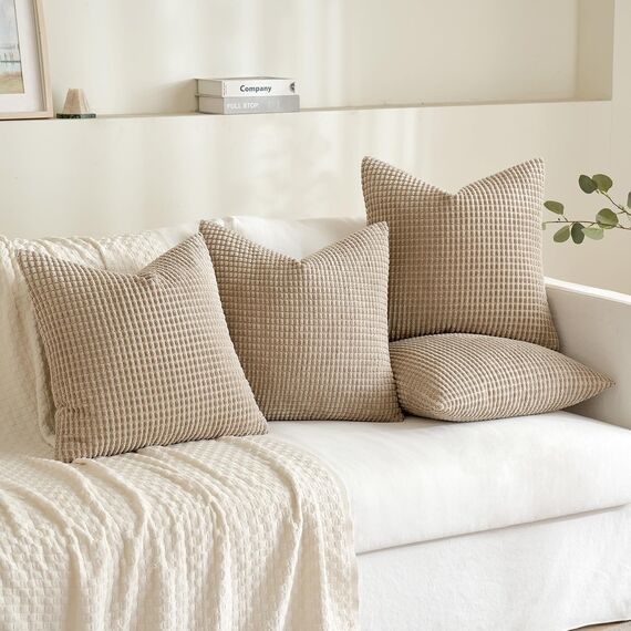 MIULEE 4er Set Kissenbezug Kissen Dekorative Kissenbezüge Kordsamt Sofakissen Dekokissen Kopfkissenbezug Couchkissen Deko Bezug für Sofa Couch Wohnzimmer Schlafzimmer Büro 45x45 cm Sandfarbe