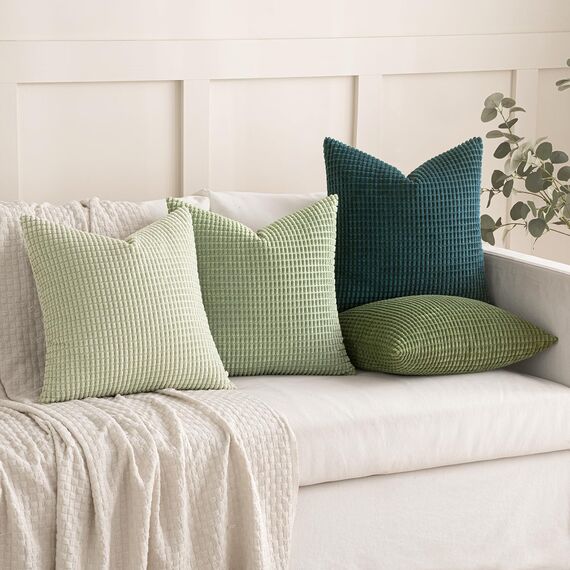 MIULEE 4er Set Kissenbezug Kissen Dekorative Kissenbezüge Kordsamt Sofakissen Dekokissen Couchkissen Deko Bezug für Sofa Couch Wohnzimmer Schlafzimmer Büro 50x50 cm Waldgrün Serie