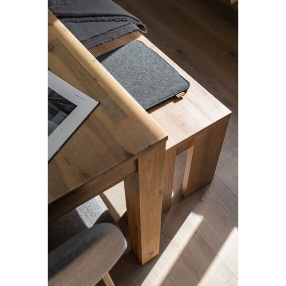 Miqio Design Filz Sitzkissen Eckig mit Antirutschnoppen | 35cm | 4er-Set | Indoor und Outdoor | Nachhaltig aus recycelten PET Flaschen | Waschbare Stuhlkissen rutschfest | Dunkelgrau