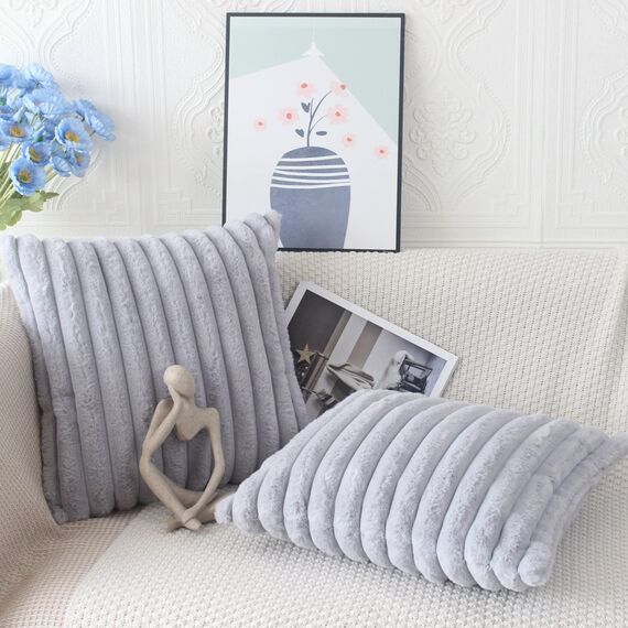 NIULAA Silber Grau Kissenbezug 50x50 2er Set Flauschig Plüsch Deko Kissenbezüge Weich Gestreift Pelz Kissenhülle Dekokissen Sofakissenbezug Luxus Sofakissen Zierkissenbezüge Wohnzimmer Sofa