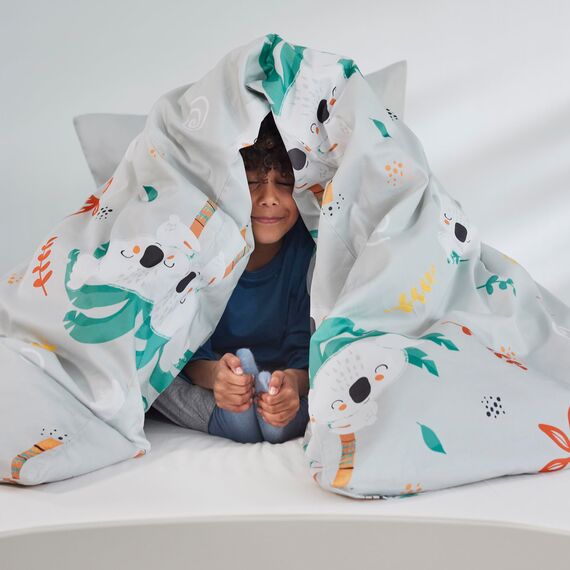 s.Oliver Kinderbettwäsche Koala 135 x 200 cm - 100% Baumwolle, Reißverschluss, anschmiegsam, weich & waschbar, Mako Satinbettwäsche Koalabär grau