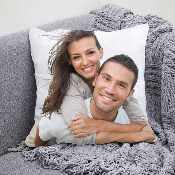 FotoKissen Selbst gestalten 45 x 45 cm Doppelseitig - Personalisiertes Fotokissen mit eigenem Foto selbst gestalten-Optionaler Kisseneinsatz - Personalisierte Geschenk-Idee, Geburtstag, Valentinstag