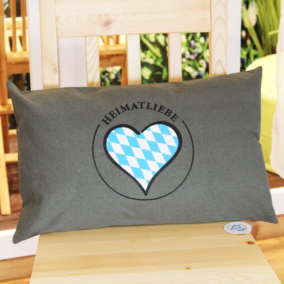 KAMACA Kissen HEIMATLIEBE 30 cm x 50 cm Flauschig gefülltes Kissen mit Reißverschluss Hingucker und wertiges Geschenk (Heimatliebe - Schwarze Schrift)
