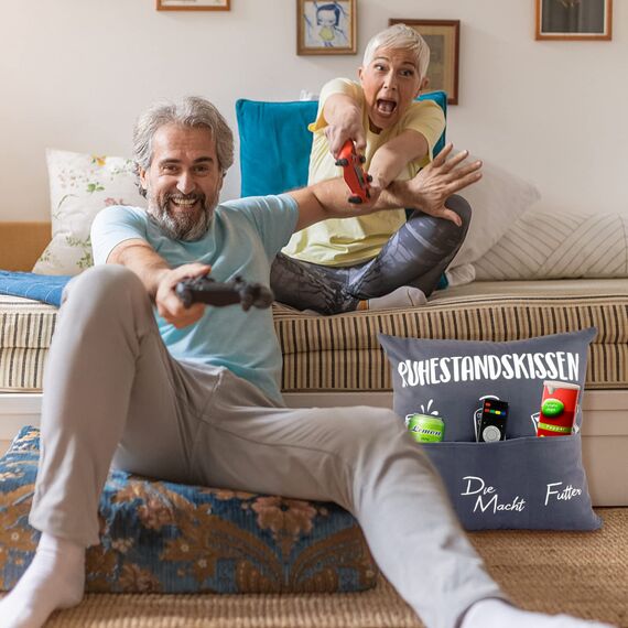 45 x 45cm Zierkissenbezug mit 6 Taschen Ruhestandskissen Lustige Männer Kissenbezug zum Befüllen Kissenhülle Geschenk Zierkissenhülle zum Geburtstag Dekokissenhülle Weihnachten Sofakissenhülle