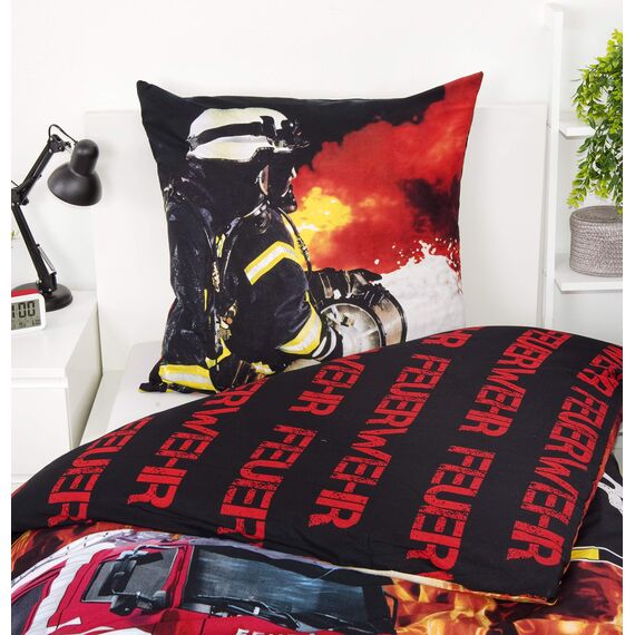 Herding Young Collection Bettwäsche-Set, Feuerwehr Wendemotiv, Bettbezug 135 x 200 cm, Kopfkissenbezug 80 x 80 cm, Baumwolle/Renforcé, Bunt