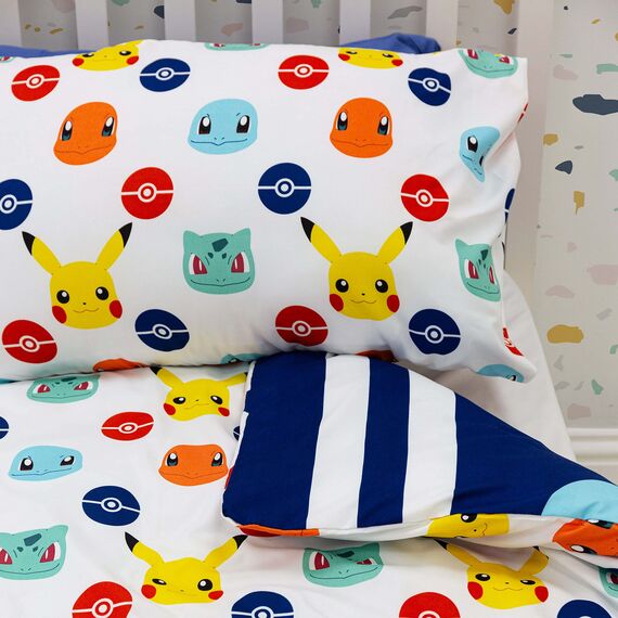 Pokemon Offiziell Lizenziertes Einzelbett-Bettbezug-Set für Kinder, Pikachu-Abzeichen-Design, wendbar, zweiseitig, Bettwäsche mit passendem Kissenbezug, Character World Brands Einzelbett-Set