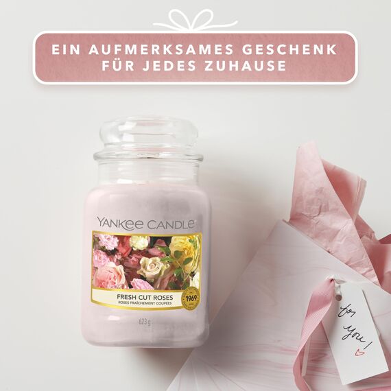 Yankee Candle Duftkerze im Glas (groß) | Fresh Cut Roses | Kerze mit langer Brenndauer bis zu 150 Stunden | Perfekte Geschenke für Frauen