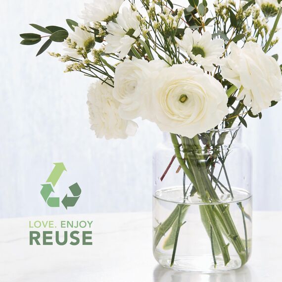 Yankee Candle Duftkerze im Glas (groß) | Vanilla | Kerze mit langer Brenndauer bis zu 150 Stunden | Perfekte Geschenke für Frauen