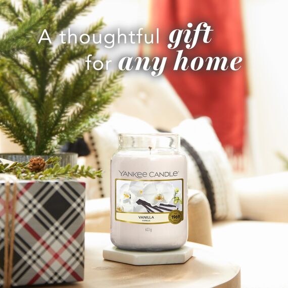 Yankee Candle Duftkerze im Glas (groß) | Vanilla | Kerze mit langer Brenndauer bis zu 150 Stunden | Perfekte Geschenke für Frauen