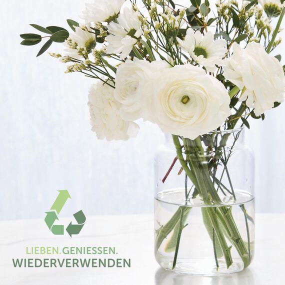 Yankee Candle Duftkerze im Glas (groß) | Sparkling Snow | Kerze mit langer Brenndauer bis zu 150 Stunden | Perfekte Weihnachtsgeschenke für Frauen