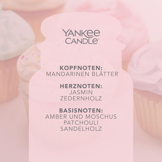 Yankee Candle Duftkerze im Glas (groß) | Vanilla Cupcake | Kerze mit langer Brenndauer bis zu 150 Stunden | Perfekte Geschenke für Frauen