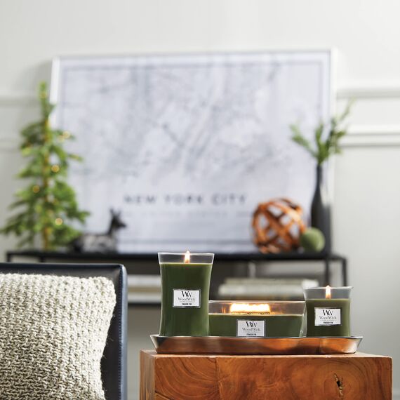 WoodWick Mittelgroße Duftkerze im Sanduhrglas mit knisterndem Docht | Fraser Fir | bis zu 60 Stunden Brenndauer