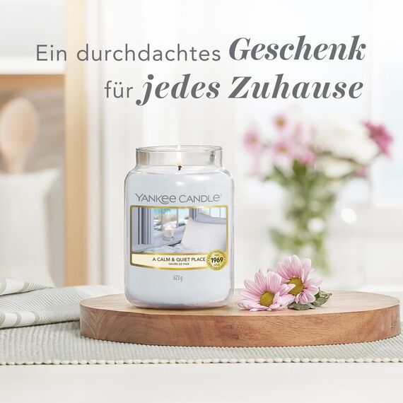 Yankee Candle Duftkerze im Glas (groß) | A Calm & Quiet Place | Kerze mit langer Brenndauer bis zu 150 Stunden | Perfekte Geschenke für Frauen