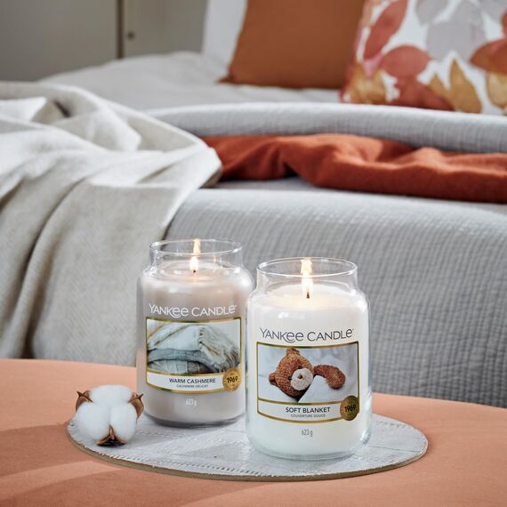 Yankee Candle Duftkerze im Glas (groß) | Soft Blanket | Brenndauer bis zu 150 Stunden | Perfekte Geschenke für Frauen