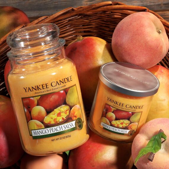 Yankee Candle Duftkerze im Glas (groß) | Mango Peach Salsa | Brenndauer bis zu 150 Stunden | Perfekte Geschenke für Frauen