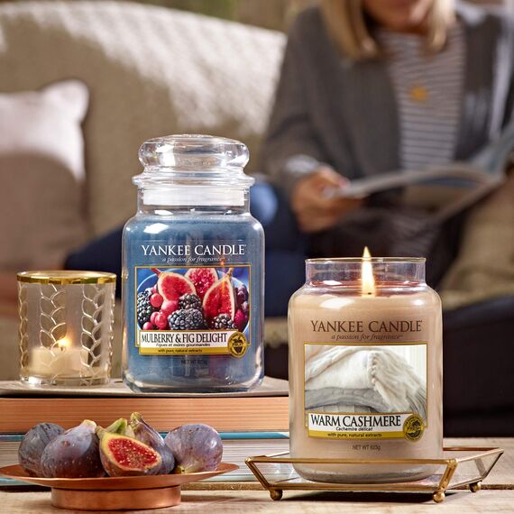 Yankee Candle Duftkerze im Glas (groß) | Warm Cashmere | Kerze mit langer Brenndauer bis zu 150 Stunden