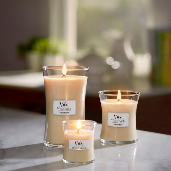 WoodWick mittelgroße Duftkerze im Sanduhrglas mit knisterndem Docht | Vanilla Bean | Brenndauer bis zu 60 Stunden
