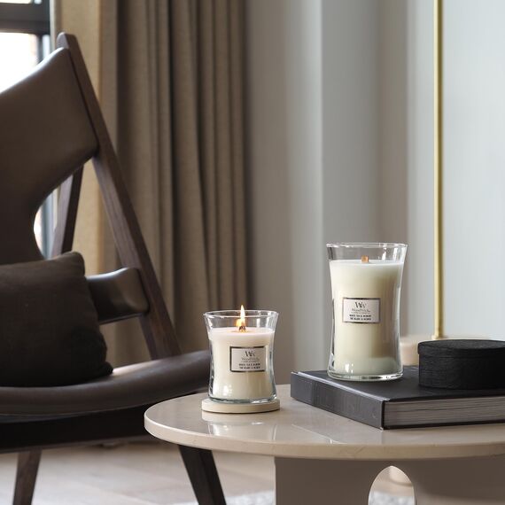 WoodWick Hourglass mittelgroße Duftkerze mit PlusWick Innovation, Seaside Mimosa