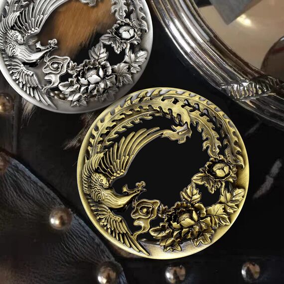 Hion Illuma Lid Kerzendeckel Aufsatz für Duftkerzen, Elegant geschnitztem Kerzenzubehör Metall Scented Candle Topper, Weihnachtsdeko Geschenk hilft der Kerze gleichmäßig zu brennen(Silber Bauhinia)