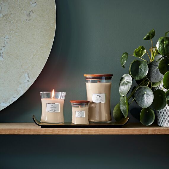 WoodWick mittelgroße Duftkerze im Sanduhrglas mit knisterndem Docht | Vanilla Bean | Brenndauer bis zu 60 Stunden