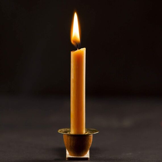 BRUBAKER 20er Pack Baumkerzen 10% Bienenwachs Weihnachtskerzen Pyramidenkerzen Christbaumkerzen Honig-Gelb