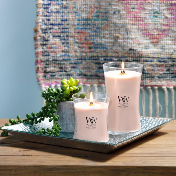 WoodWick Hourglass mittelgroße Duftkerze mit PlusWick InnovationVanilla & Sea Salt
