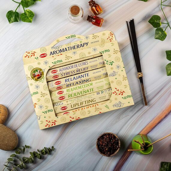 Hem Aromatherapy Geschenkbox, 6 Düfte: Harmonie, Stressabbau, Entspannung, Verjüngend, inspirierend und Vitalität – Räucherstäbchen-Sortiment für Aromatherapie, Meditation, Yoga