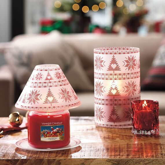 Yankee Candle Duftkerze im Glas (mittelgroß) | Christmas Eve | Brenndauer bis zu 75 Stunden