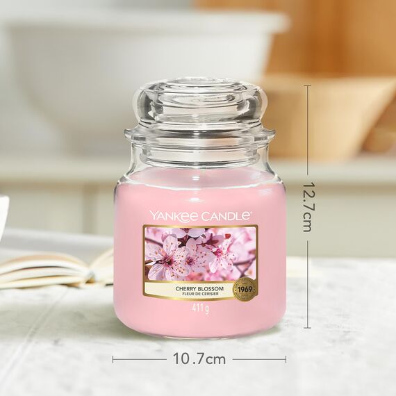 Yankee Candle Duftkerze im Glas (mittelgroß) | Cherry Blossom | Brenndauer bis zu 75 Stunden