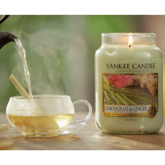 Yankee Candle Duftkerze im Glas (groß) | Lemongrass & Ginger | Brenndauer bis zu 150 Stunden