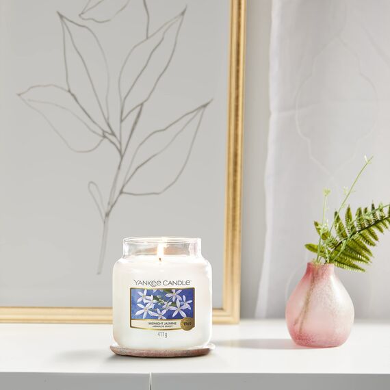 Yankee Candle Duftkerze im Glas (mittelgroß) | Midnight Jasmine | Brenndauer bis zu 75 Stunden