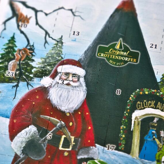 Crottendorfer Adventskalender - 24 Düfte - Hochformat (21x30cm) - Crottendorfer Räucherkerzen für Weihnachten - Räuchermännchen Zubehör - Mit Weihrauch, Myrrhe, Zimt, Vanille, Tanne - Made in Germany