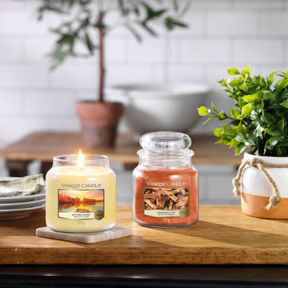 Yankee Candle Duftkerze im Glas (mittelgroß) | Cinnamon Stick | Brenndauer bis zu 75 Stunden