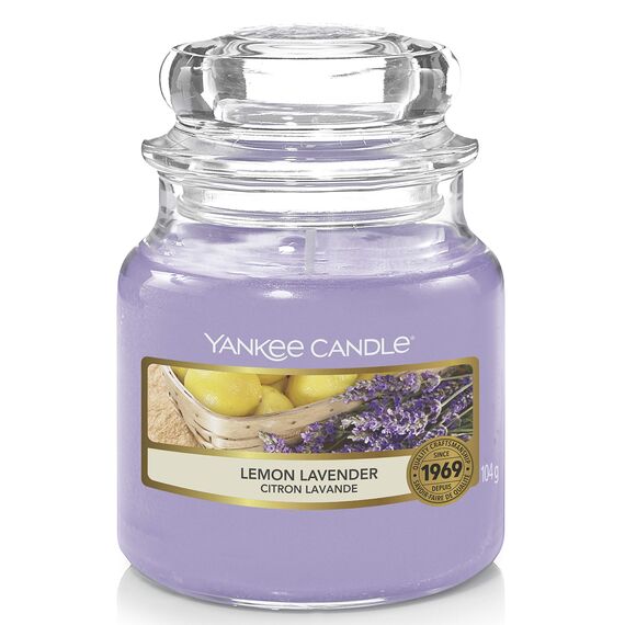 Yankee Candle Duftkerze im Glas (klein) | Lemon Lavender | Brenndauer bis zu 30 Stunden