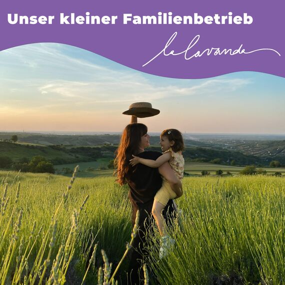 Lalavanda - 12 Lavendelsäckchen aus Baumwolle, 120g Lavendelblüten, Effektiver Mottenschutz für Kleiderschränke mit lang anhaltender Frische und Staubschutz