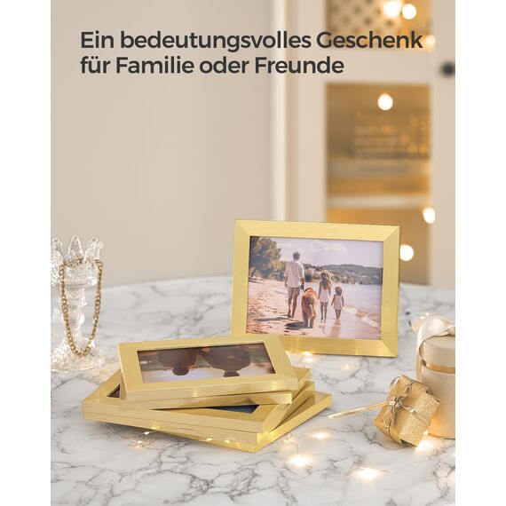 SONGMICS Bilderrahmen 10er Set, für 2 Fotos in 20 x 25 cm, 4 Fotos in 13 x 18 cm, 4 Fotos in 10 x 15 cm, Kunststoffscheibe, MDF, helles Gold RPF310A01