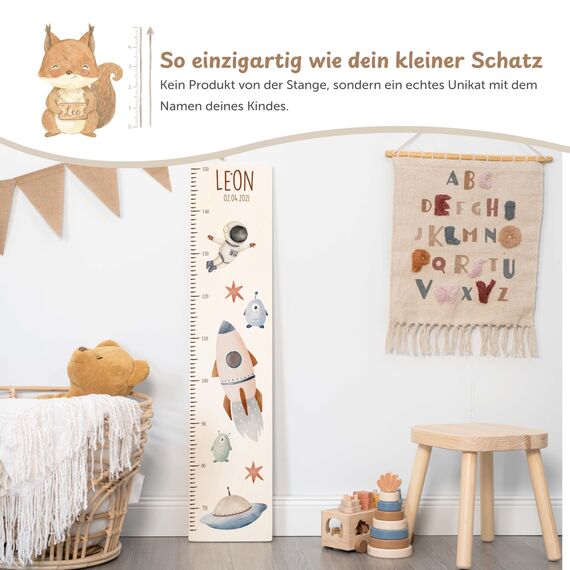 Kidsmood - Personalisierte Messlatte Kinder aus Aluverbund – Hochwertige Messleiste & Wand-Deko für Kinderzimmer mit abenteuerlichem Astronaut – Tolles Taufgeschenk für Mädchen & Jungen (65-140cm)