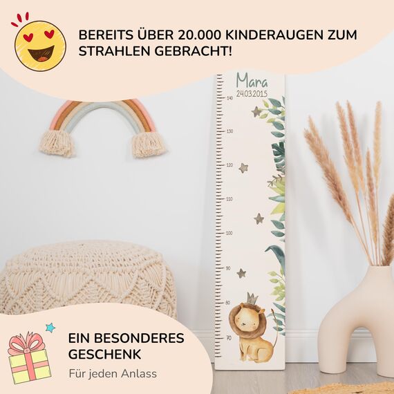 Kidsmood - Personalisierte Messlatte Kinder aus Holz – Hochwertige Messleiste & Wand-Deko für Baby- & Kinderzimmer mit abenteuerlichem Löwe – Tolles Taufgeschenk für Mädchen & Jungen - Skala 65-140cm