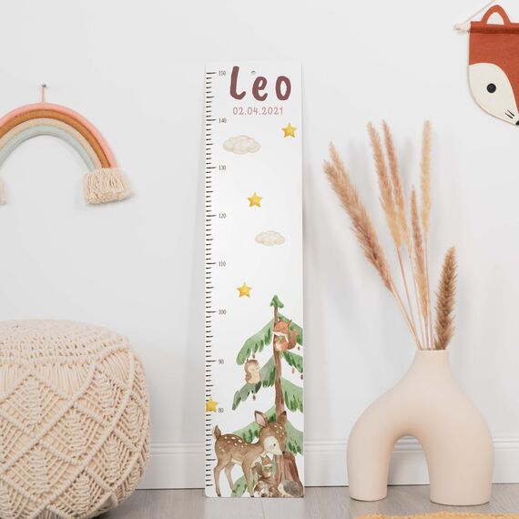 Kidsmood - Personalisierte Messlatte Kinder aus Aluverbund – Hochwertige Messleiste & Wand-Deko für Kinderzimmer mit liebevollem Reh im Wald – Tolles Taufgeschenk für Mädchen & Jungen (65-140cm)
