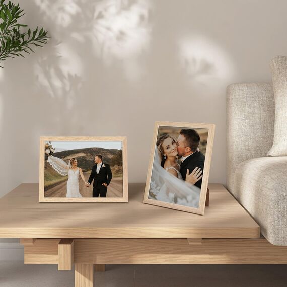 Giftgarden 12 Stück Bilderrahmen 15x20 cm in Holzoptik für Fotos und Bilder, Holzfarbener Fotorahmen Set aus Kunststoff, Wand- oder Tischaufsteller