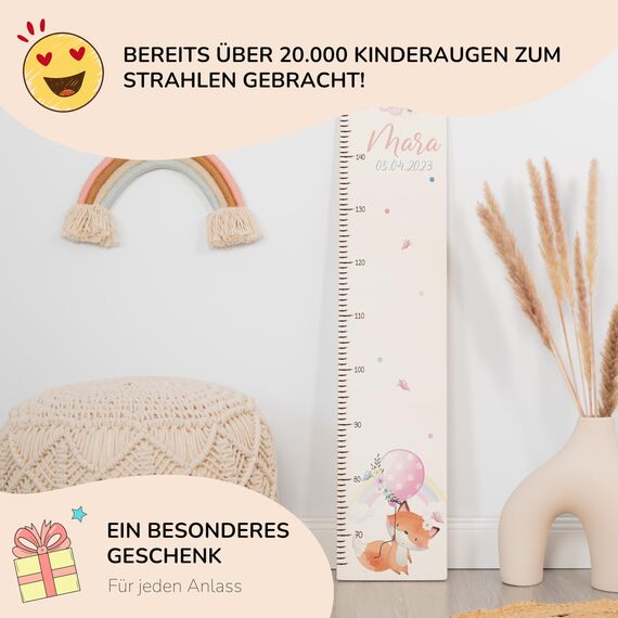 Kidsmood - Personalisierte Messlatte Kinder aus Holz – Hochwertige Messleiste & Wand-Deko für Baby- & Kinderzimmer mit abenteuerlichem Fuchs – Tolles Taufgeschenk für Mädchen & Jungen - Skala 65-140cm